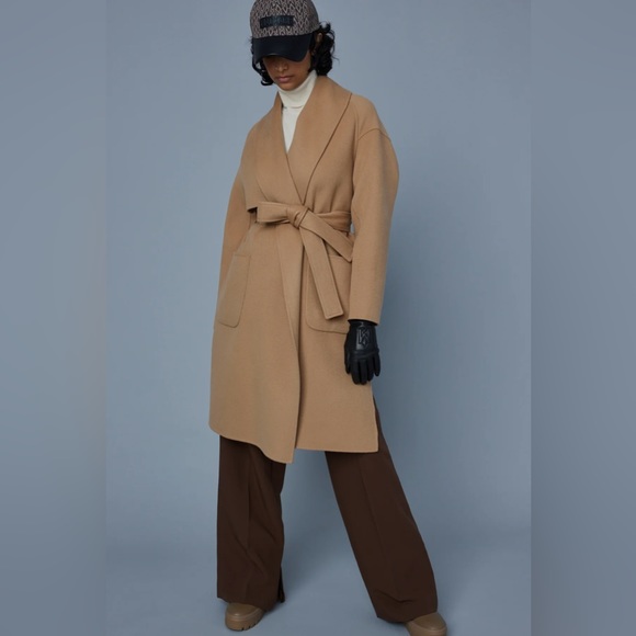 Mackage leather gloves - Picture 2 of 2